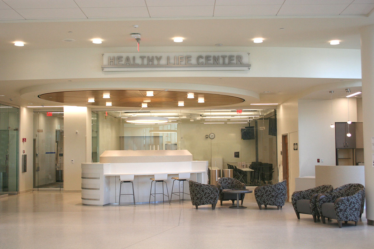 Healthy Life Center - Coconut Point lobby